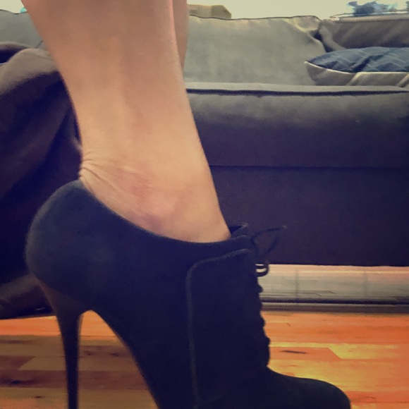 Giuseppe Zanotti Shoes - Giuseppe Zanotti- size 10 black suede